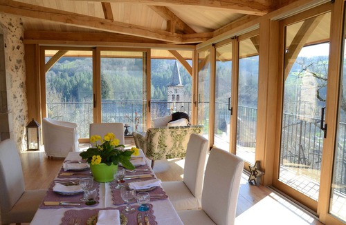 Saint-Just-sur-Viaur Bed & Breakfast | Charming house on the edge of a pretty hamlet between Rodez and Albi