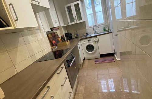 Flandres Apartment | Charming Hausmannian apartment in Paris for 6/7 Near Olympics 2024 and visits