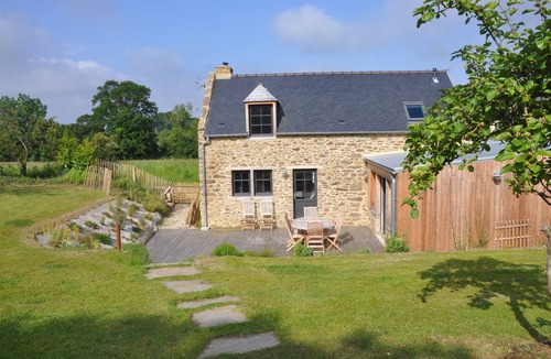 Ploubalay House | Charming house exclusive setting near the sea