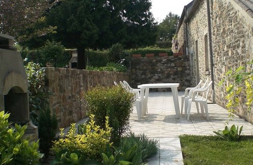 Brix Cottage | Charming house in Brix with terrace and garden, pets allowed