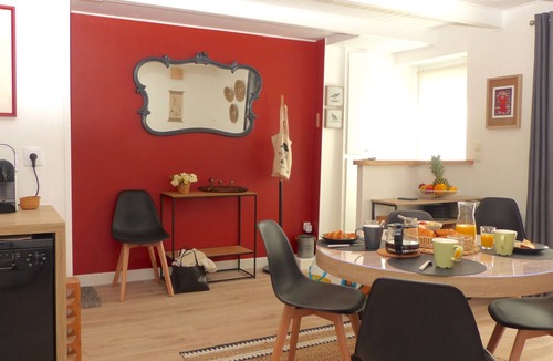 Port de St Goustan Ski Chalet | Charming house on the quays of St Goustan