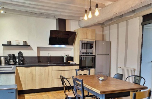 Cosse-le-Vivien Cottage | Charming Lakeside Manor with Garden, Ping-Pong, Biking, and Fishing