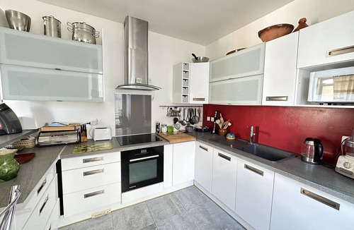 Port-Vendres Apartment | Charming Large T3 Bis in Port-Vendres, Ideal for Families