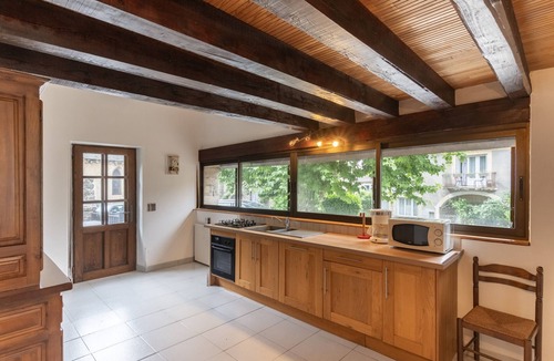 Chambonas House | Charming 'Les Sources Gîte La Grange' House with Shared Pool and Private Terrace