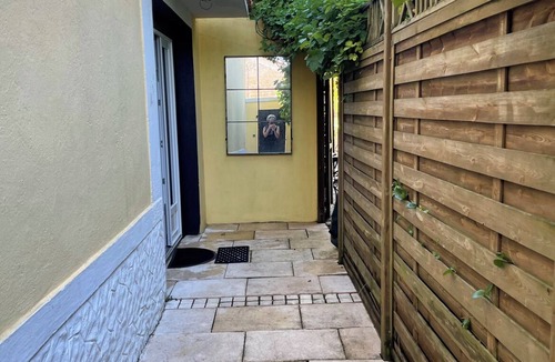 Rochefort House | Charming little house ideally located with WIFI