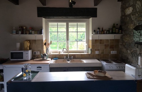 Plurien Villa | Charming Little House in the Meadow for 4–5 Guests