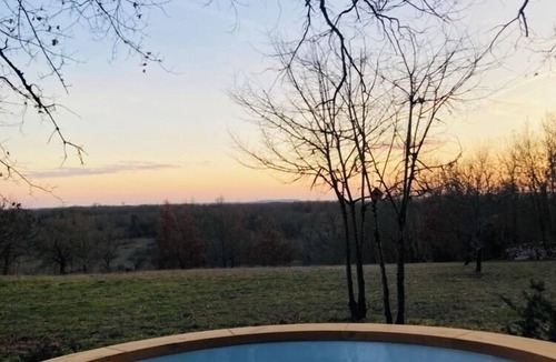 Lalbenque House | Charming Lovela gîte with wood-burning spa