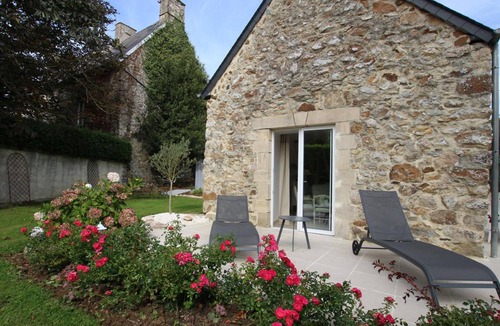 Brix Cottage | Charming Norman house with heated pool