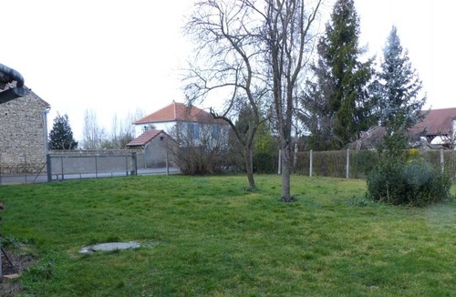Poezat Cottage | Charming renovated house with garden in a peaceful village
