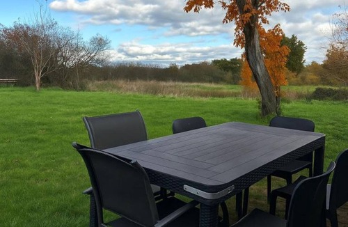 Chapeau Cottage | Charming rental in Chapeau for family or friends