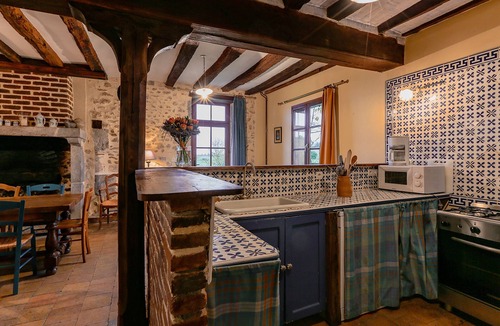 Crucheray Cottage | Charming Restored House: Fireplace, Garden, Near Vendome, Sleeps 8