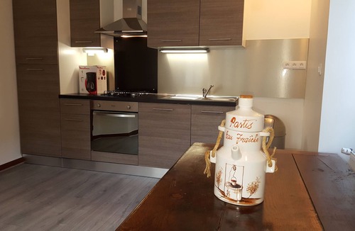 Pouilly-sur-Loire House | Charming room ideal for lovers "Le P'tit Pouilly du Val de Loire!"