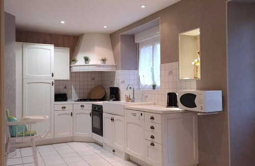 Saint-Germain-sur-Ay Cottage | Charming stone house with enclosed garden in Cotentin