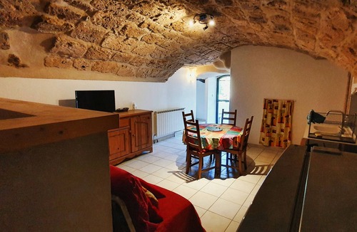Saint-Jean-de-Bueges Apartment | Charming studio classified ** stone vaults, swimming pool, for 2 to 5 people