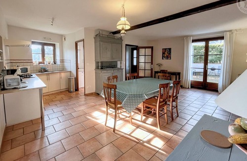 Saint-Haon-le-Vieux Cottage | Charming spacious cottage near St Haon le Vieux