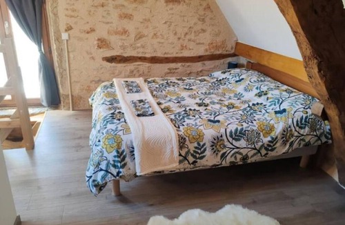 Saint-Jean-de-Laur House | Charming stone cottage on the Compostelle pilgrimage route