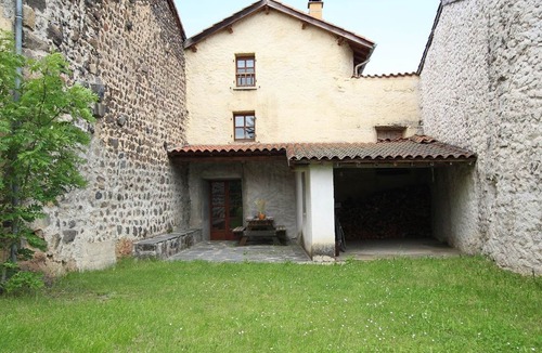 Ceaux-d'Allegre Cottage | Charming Stone House with Terrace, Enclosed Garden, Near Medieval City