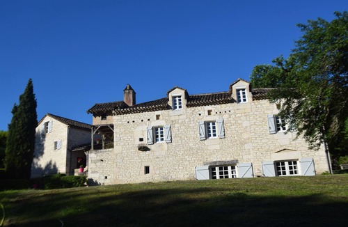 Saint-Pantaleon Cottage | Charming stone residence with heated swimming pool 4X10