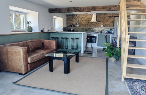 Surzur House | Charming stone house 10 minutes from the beach, in absolute peace and quiet