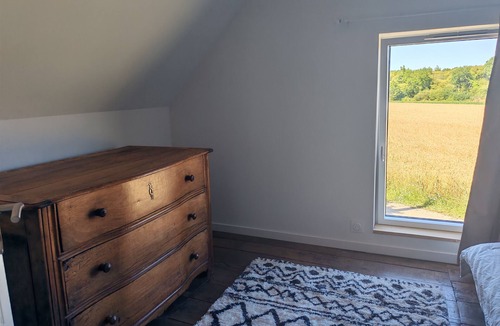 Surzur House | Charming stone house 10 minutes from the beach, in absolute peace and quiet