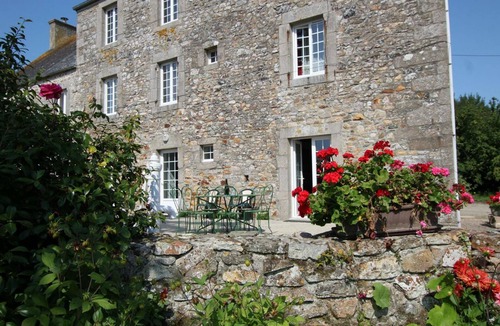 Les Pieux Cottage | Charming stone house with garden in Les Pieux, near Hague