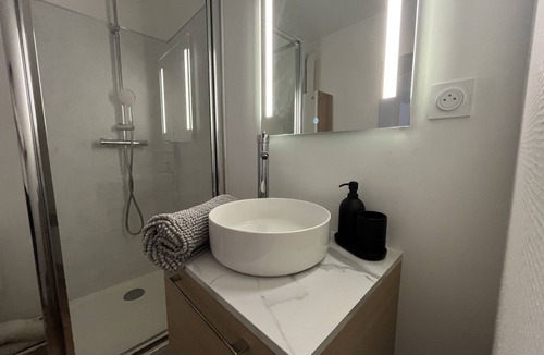Downtown Angers Apartment | Charming studio in the heart of Angers – 2 guests