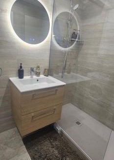 Gambetta Apartment | Charming Studio near La Défense - Paris