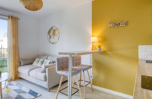 Coupvray Apartment | Charming studio w/ garden and parking, 5 min to Disneyland Paris - Welkeys