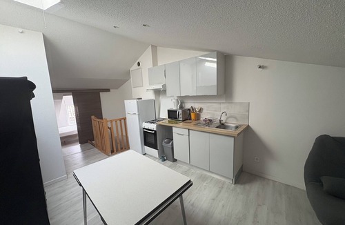 Tallard Apartment | Charming t2 attic in the center of tallard
