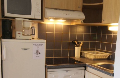 Bagneres-de-Luchon Apartment | Charming T2 with Balcony, Parking & WiFi near Casino Park in Luchon