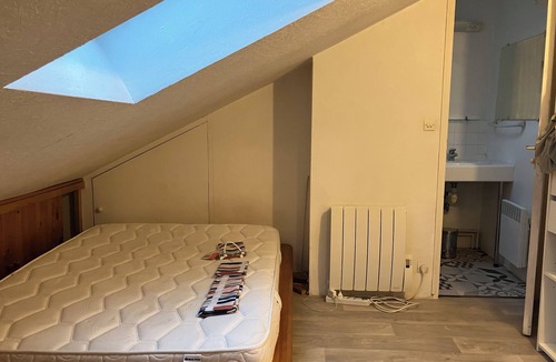 Saint-Felix Apartment | Charming, very quiet duplex in saint Félix, a stone's throw from the center