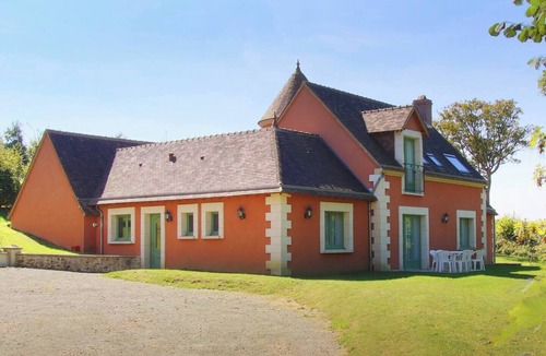 Belleme House | Charming villa for 9 people, facing the Bellême Golf Course – Nature & Comfort