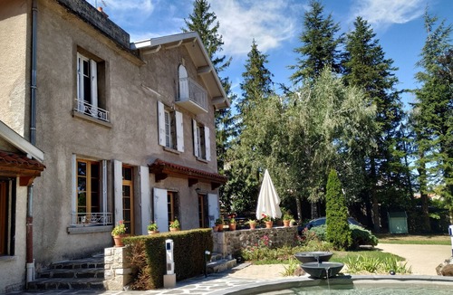 Le Puy-en-Velay Villa | Charming villa near downtown Le Puy-en-Velay, on the road to Compostela