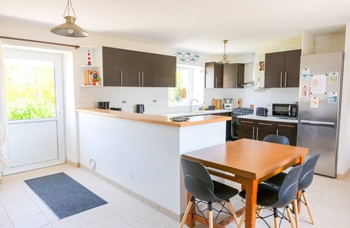 Combrit Villa | Charming villa with heated pool Sainte-Marine - Village and beaches on foot