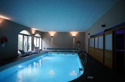 Meyrueis Hotel | Chateau d'Ayres - Hôtel & Spa