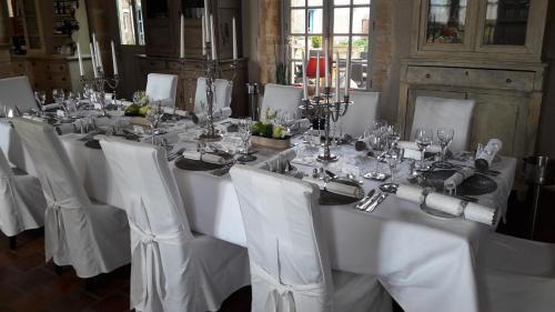 Ouches Bed & Breakfast | Chateau d'Origny, Chambres d'hotes et Restaurant Gastronomique
