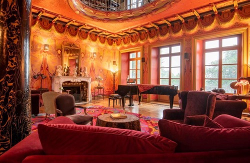 Sixt-sur-Aff Bed & Breakfast | Chateau de Bézyl