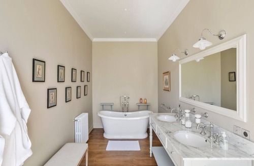 Quimperle Other | Chateau De Lothea - Five Bedroom Castle, Sleeps 10