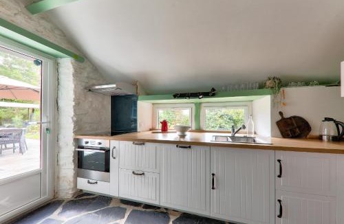 Plougoumelen House | Chaumiere bretonne avec jardin - Golfe du Morbihan