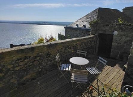 Le Mont-Saint-Michel House | Chez Adèle, au pied de l'Abbaye
