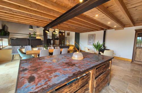 Olloix Apartment | Chez Bob - Grange de Charme