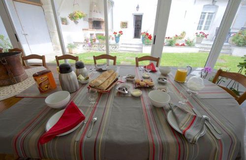 Poey-d'Oloron Bed & Breakfast | Chez civit pedelaborde