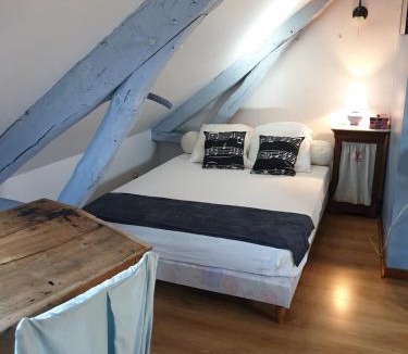 Lalbenque House | Chez Danièle - Maison au cœur du village de Lalbenque