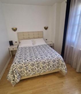Cournon-dʼAuvergne House | chez houria