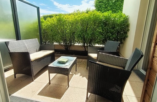 Serris Apartment | Chez Julia & Kévin 4 Pers - Terrasse - Free Parking