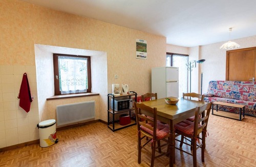 Saint-Denis-en-Margeride House | Chez Momo 2/4 persons