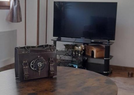 Jaignes Apartment | Chez Madeleine