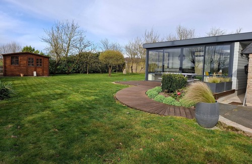 Plestan House | Chez Marie-Céline - Maison avec jacuzzi à 20 min du Val André