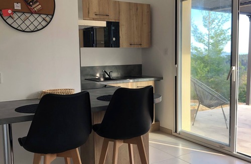 Ribes House | Chez Maurice et Simone Maison Neuve Pour 8 Personnes