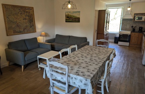 Burnand House | Chez Max et Juliette - Traditional Stone house in historic Burgundy village